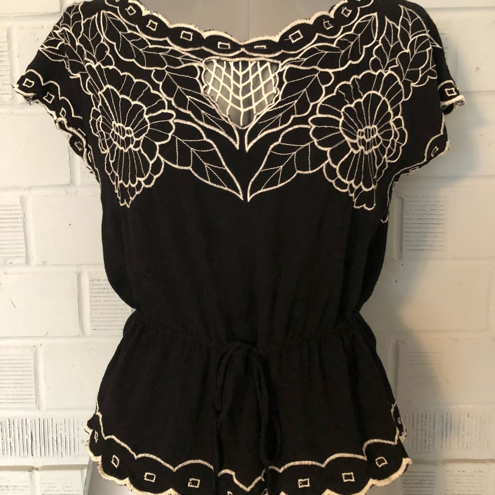 Cute boho top by ark & co size M